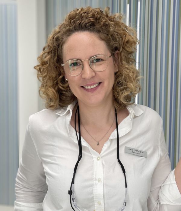 Zahnärztin Julia Hofmann
