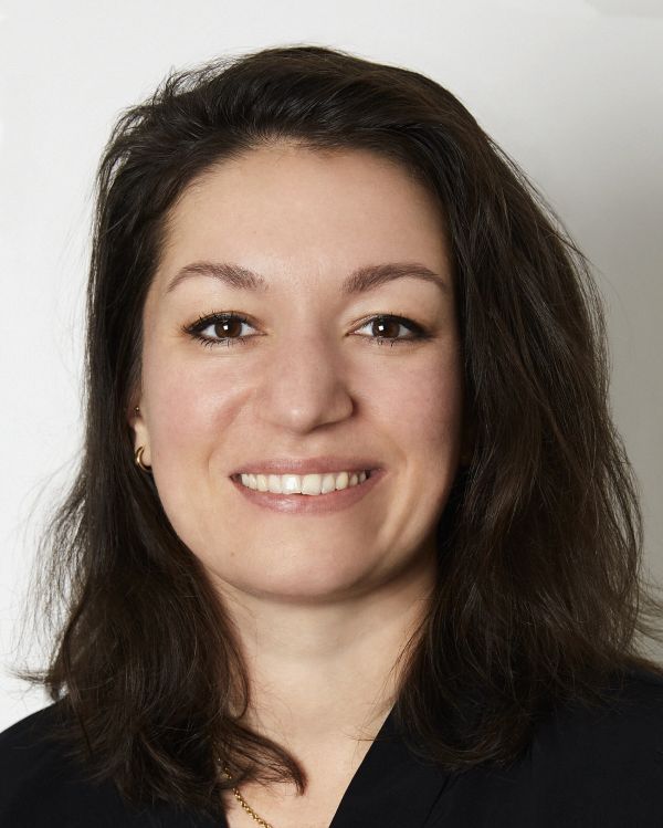 Dr. Pamela Glöckler